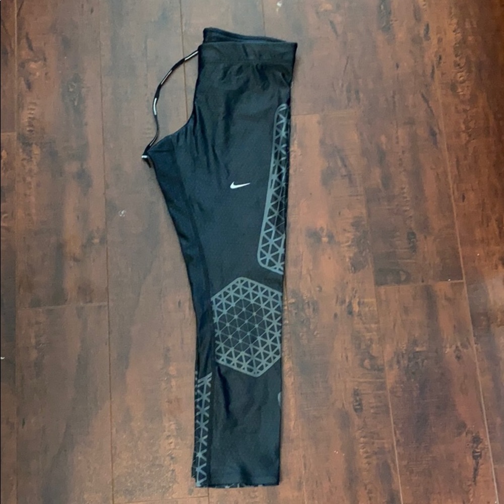 Nike capris legging size small black